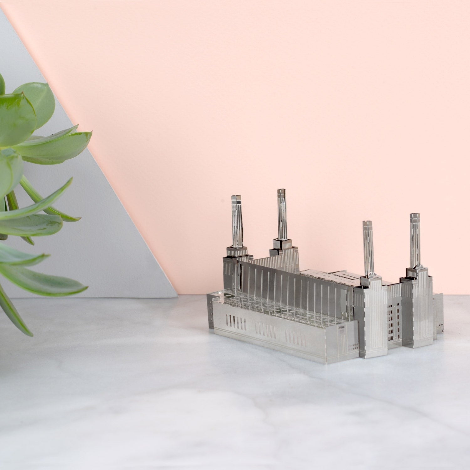 Mini Metal Model
